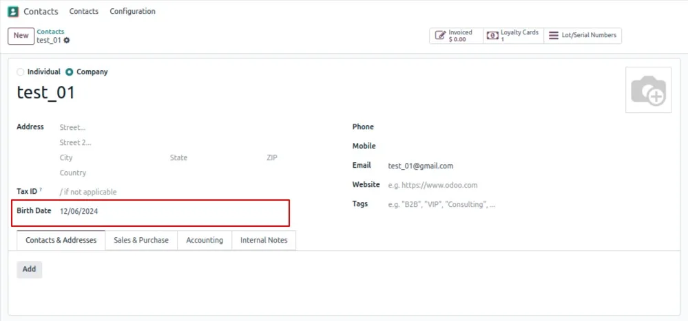 Entering a customer birth date in the Odoo Contacts app